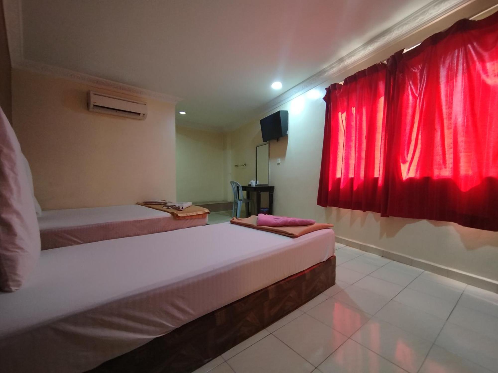 Sentosa Villa Hotel Klang Bagian luar foto